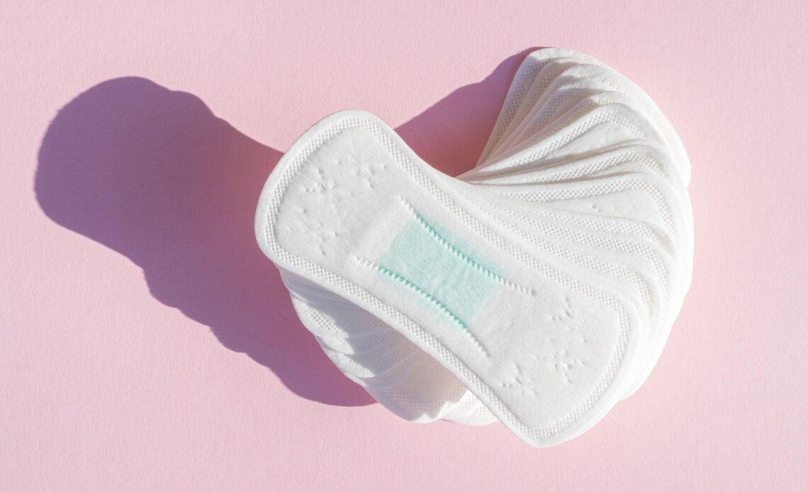 How Toxic-Free Sanitary Pads Reduce Rashes, Itching, and Allergies